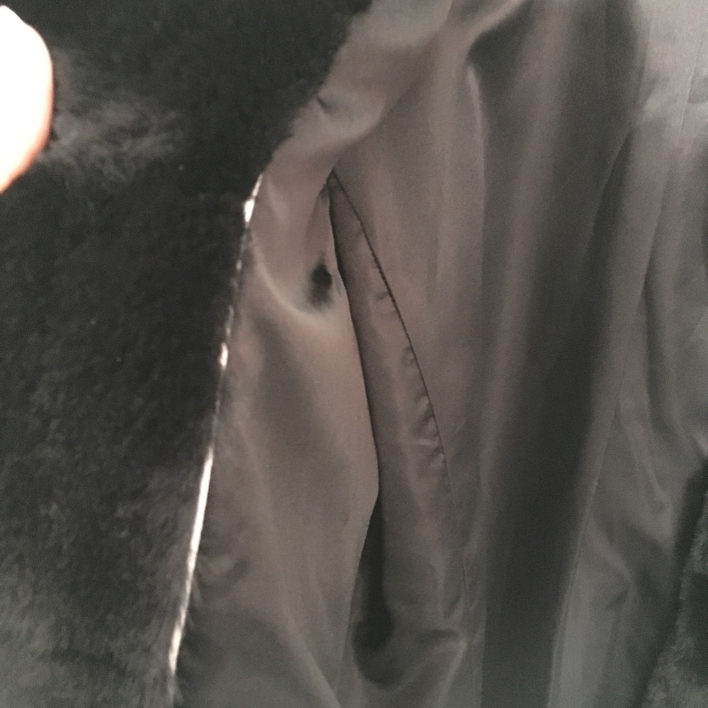 DKNY Black So Soft Faux Fur Coat - Picture 5 of 8